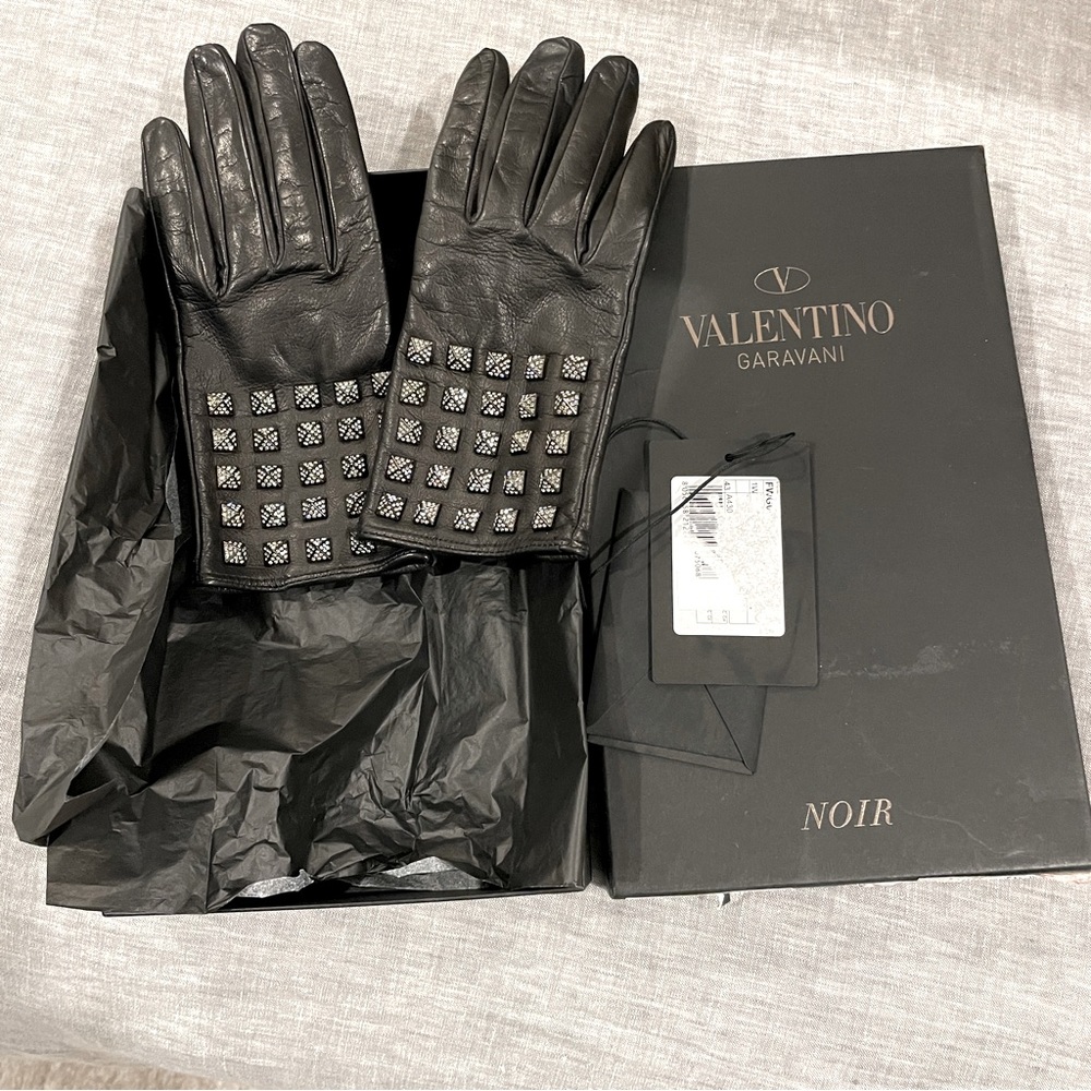RARE Valentino Noir Swarovski Studded Leather Gloves